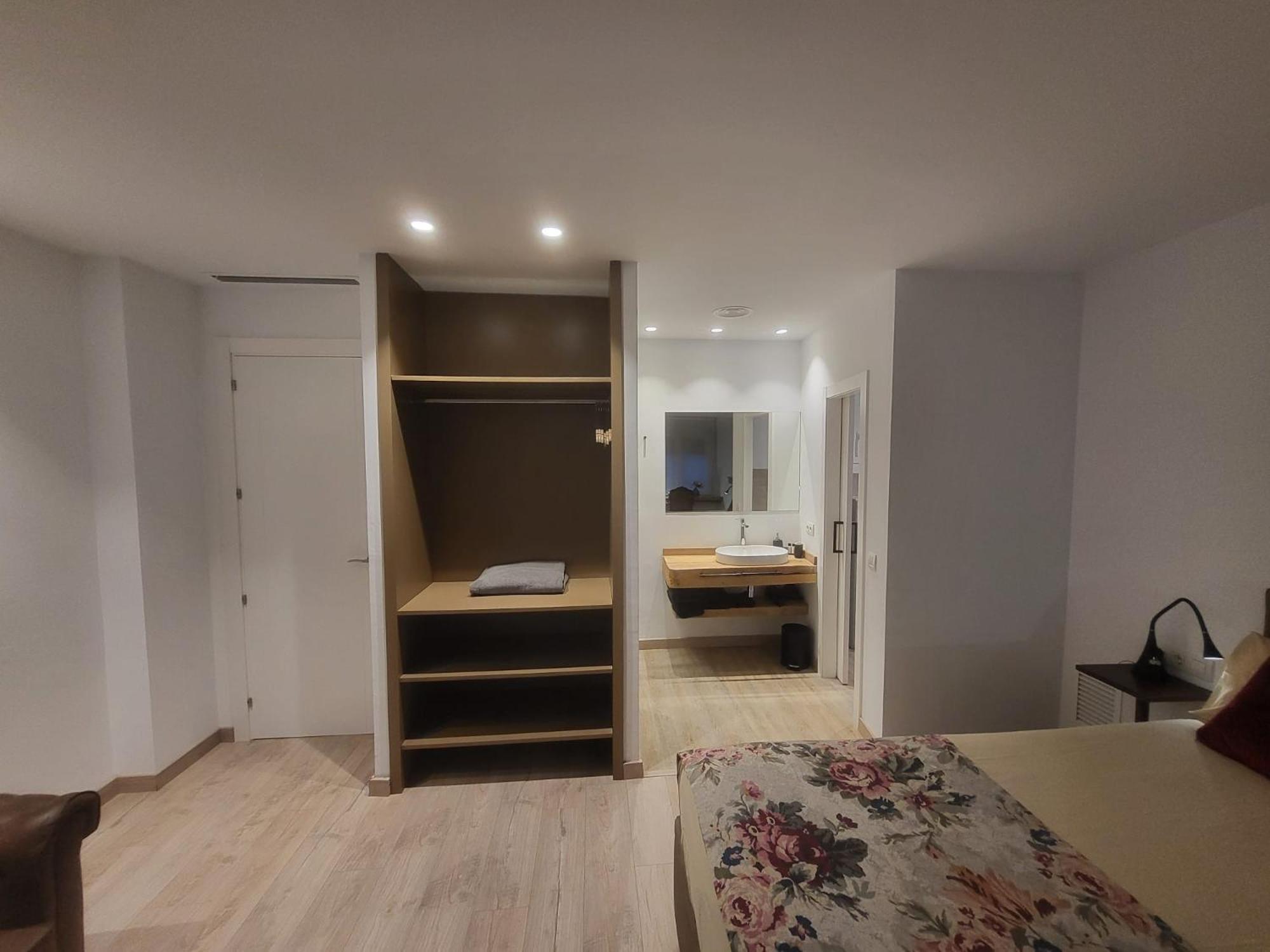 Turistic Girona - Piso De 1, 2 O 3 Habitaciones Eksteriør billede